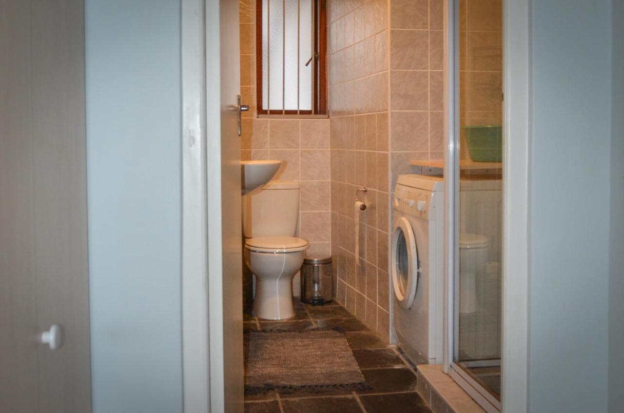 Seaforth Beach Apartment ケープタウン エクステリア 写真
